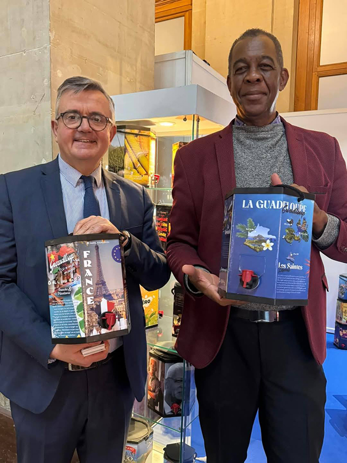 LA YOLE MARTINIQUAISE 